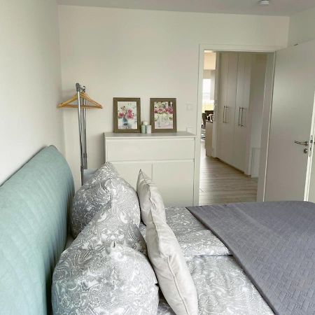 Exklusives Apartment Mit Blick Auf Den See Grossraschen Εξωτερικό φωτογραφία