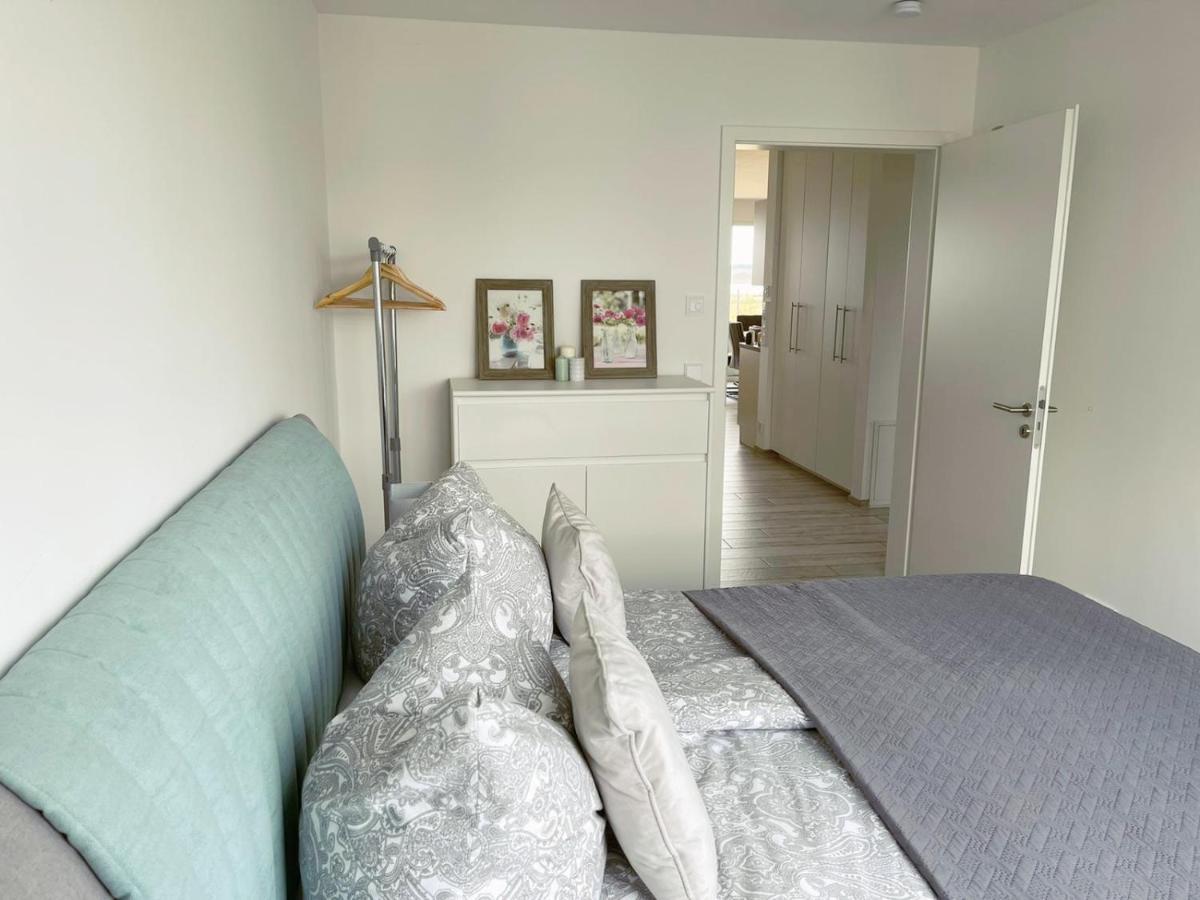 Exklusives Apartment Mit Blick Auf Den See Grossraschen Εξωτερικό φωτογραφία